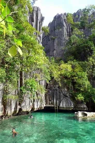 Swimming in gorgeous Coron, Philippines. Wow!