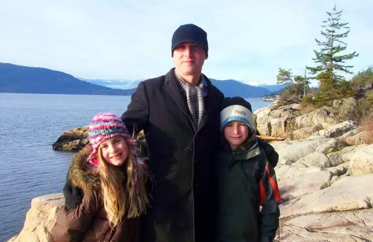Mat's children gain a lot by living abroad.