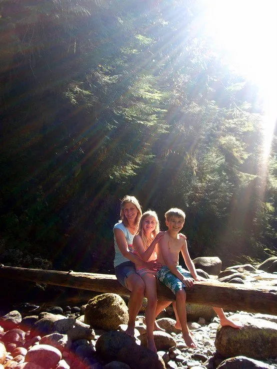 What beautiful nature Vancouver has! Mat's wife poses with their children.