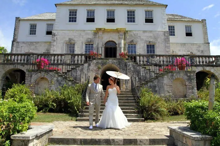 Kelly's destination wedding in Montego Bay, Jamaica, where she and her husband got to share their love of travel with friends and family.