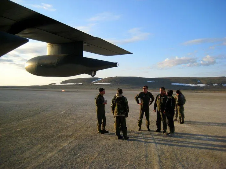 A plane crew's midnight arrival.
