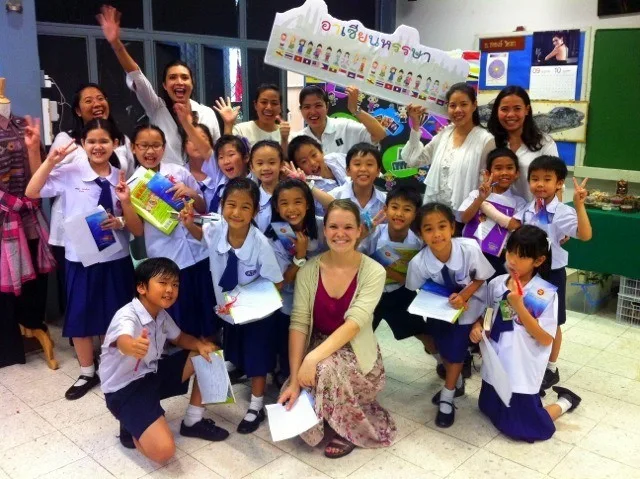 Casey with her students in Thailand.