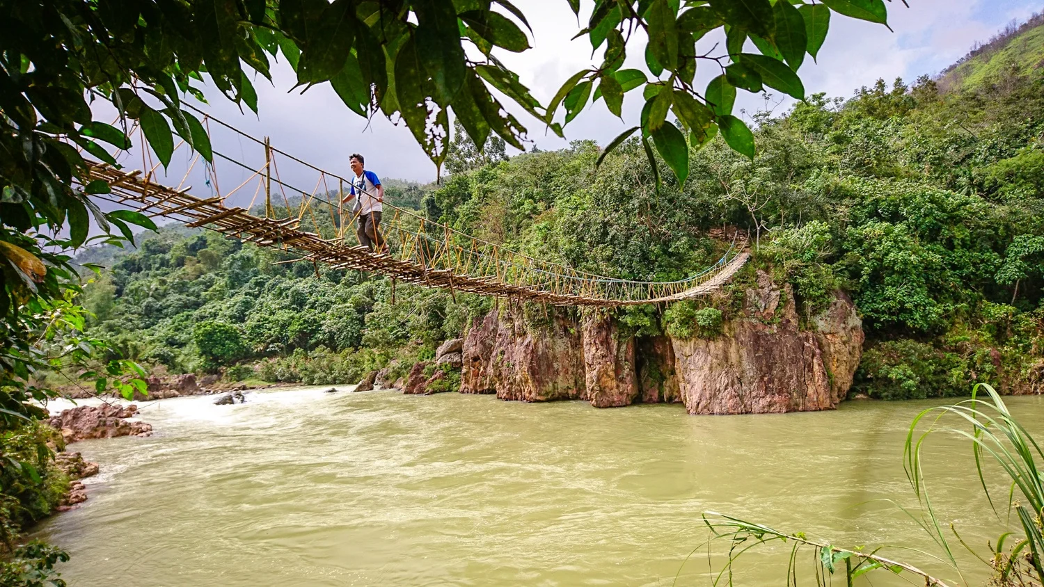 Experteer Brian traveling across regions of the Philippines to support the work of AIDFI in getting clean water to remote areas.