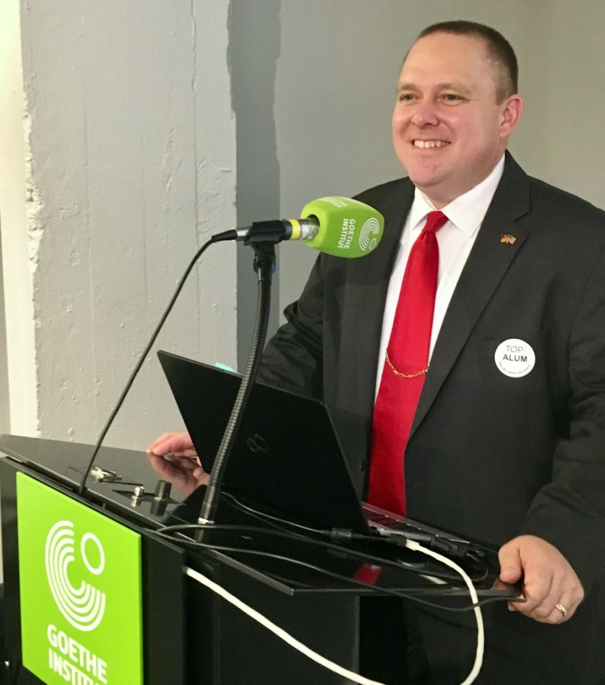 Nate Larsen accepting the 2017 TOP Fellow of the Year Award.