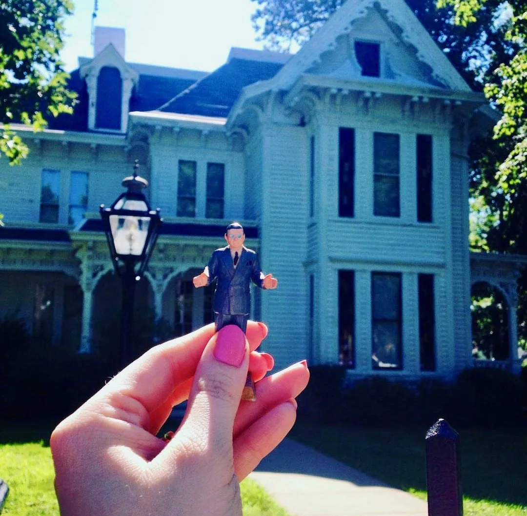 Visiting the Truman House during a NEH program.