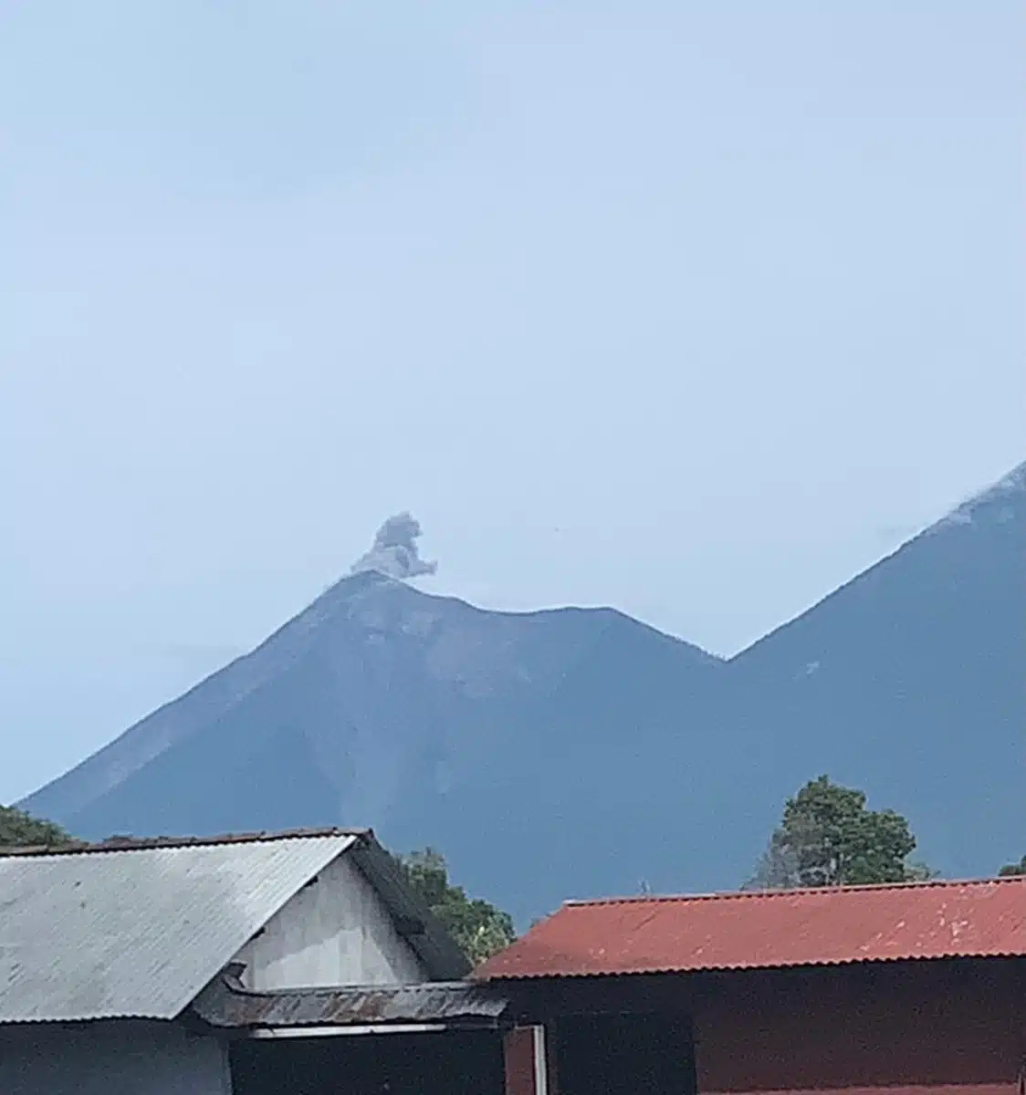 Volcano scenery that reminded me of photo number 1!