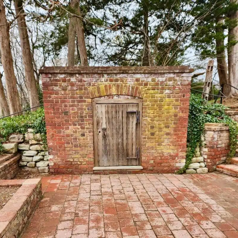 Washington's Tomb at Mount Vernon.